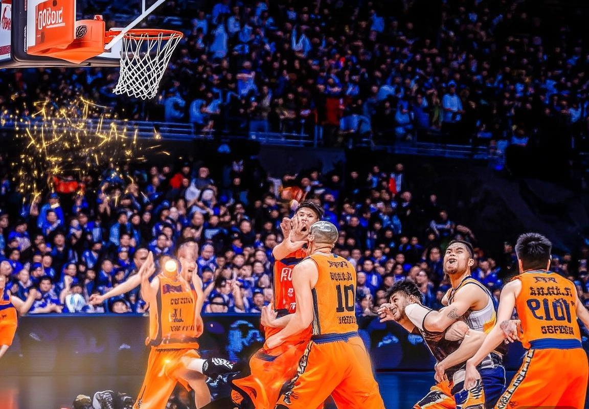 2020 CBA广东队VS首钢队巅峰对决：末节风云得分狂潮