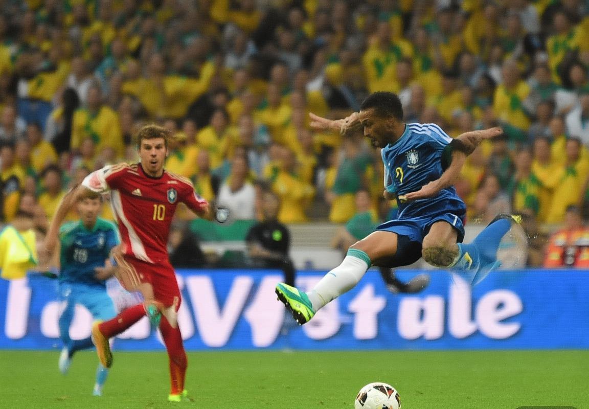 巴西德国巅峰对决：世界杯精彩瞬间回顾(图3)